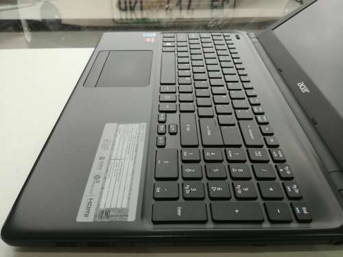 *Gaming Spec* ACER ASPIRE 572g*i7-4500U*8GB RAM*1000GB HDD*RADEON R7*HD DISPLAY*DVD WRITER*GREAT!!*